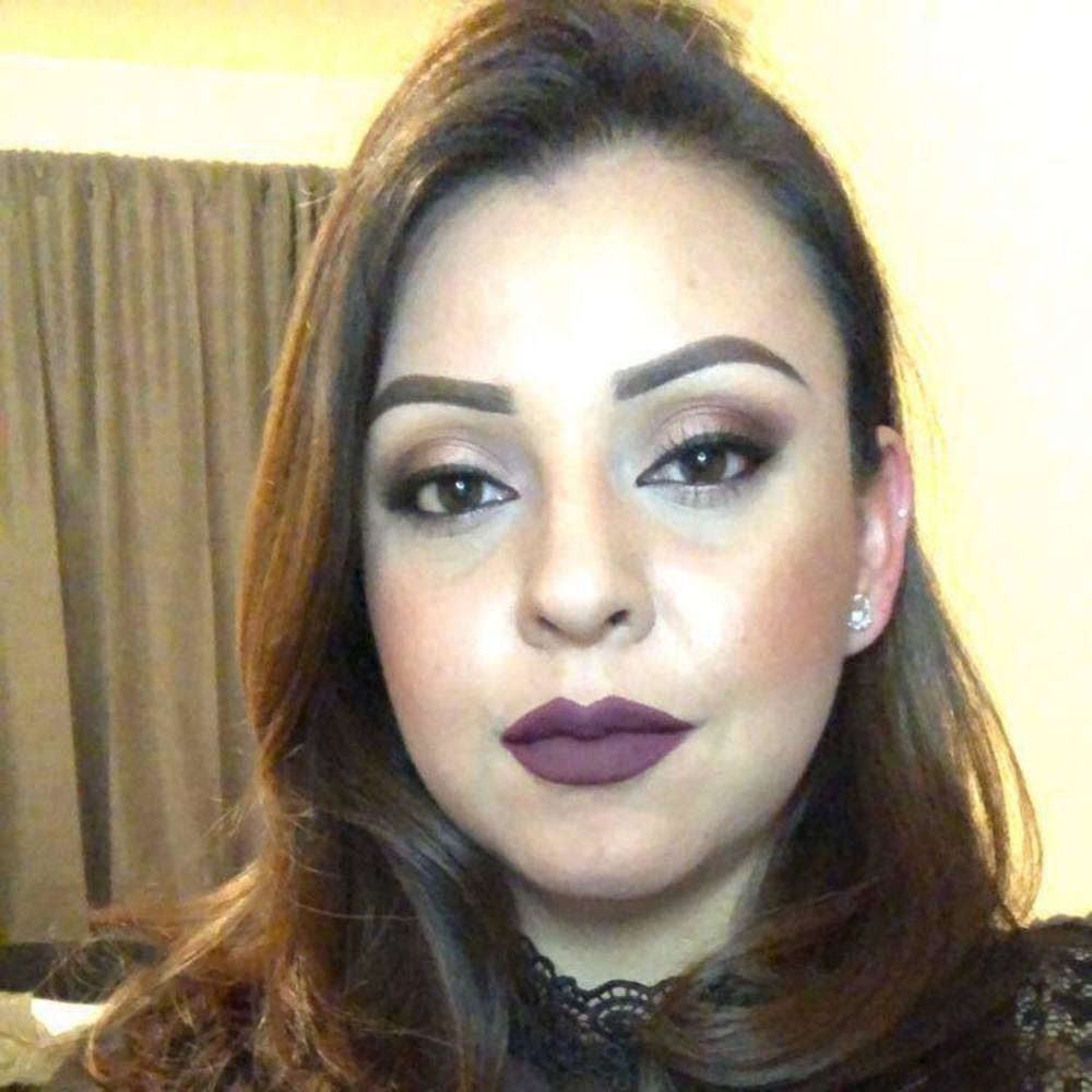 Meet your Posher, Marisa